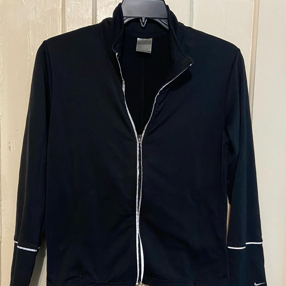 Nike Dri Fit Women’s Black Track Reflective Top Medium‎